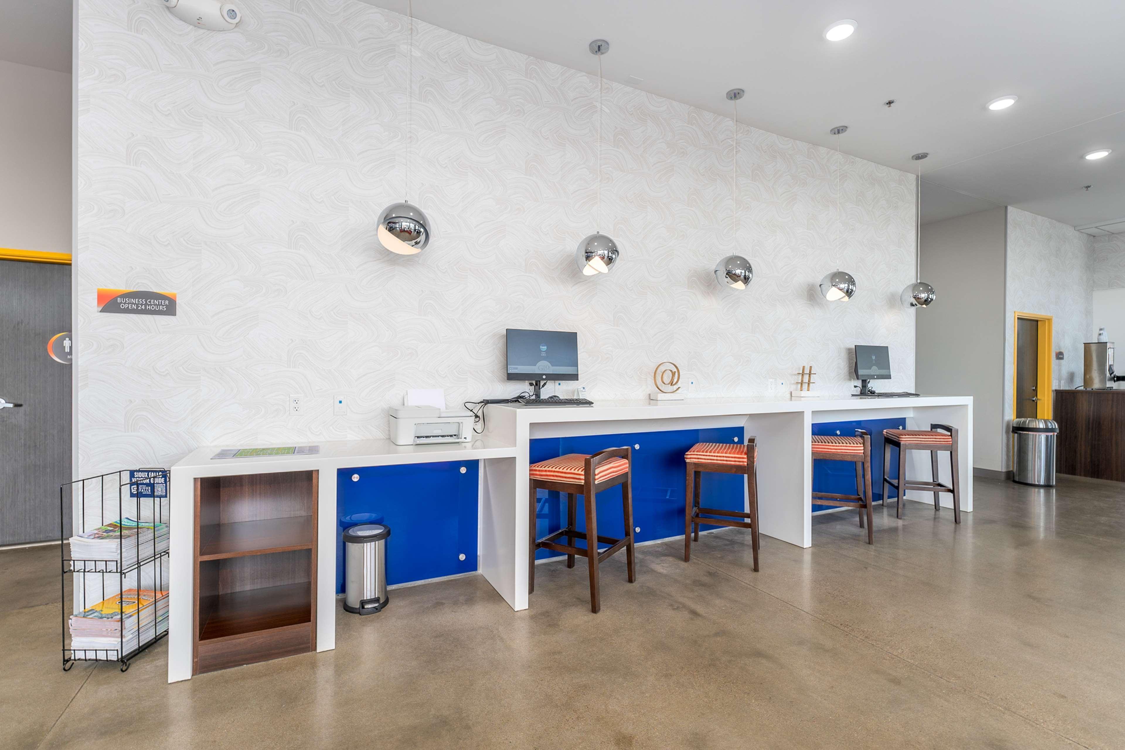 Glo Best Western Dawley Farms In Sioux Falls Esterno foto